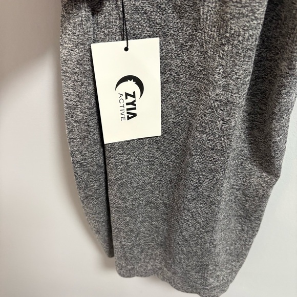 Zyia Copper Charged Tank - Picture 3 of 5